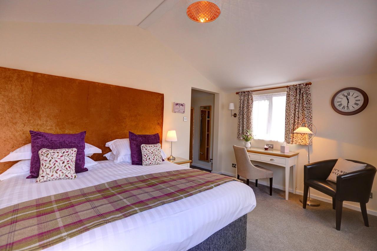 Manor Court Hotel Carnaby Kültér fotó