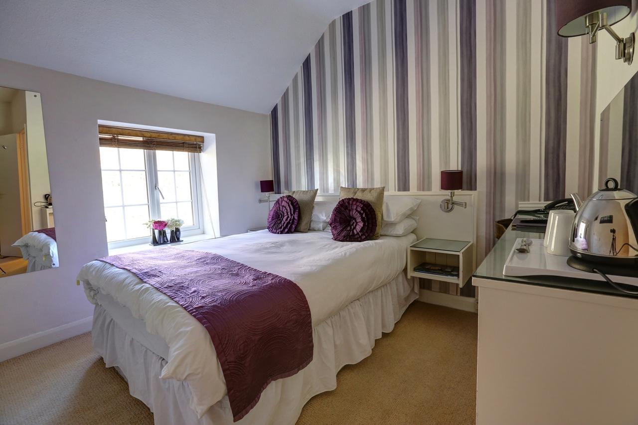 Manor Court Hotel Carnaby Kültér fotó